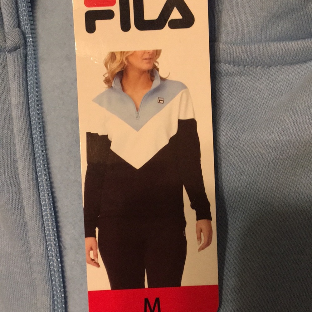 Fila  pullover sweatshirt 1/2 zip NWT Size M - Picture 9 of 11